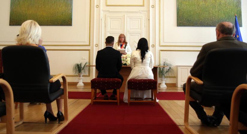 Kiderült, mi az egyik oka annak, hogy berobbant a házasságkötés Magyarországon