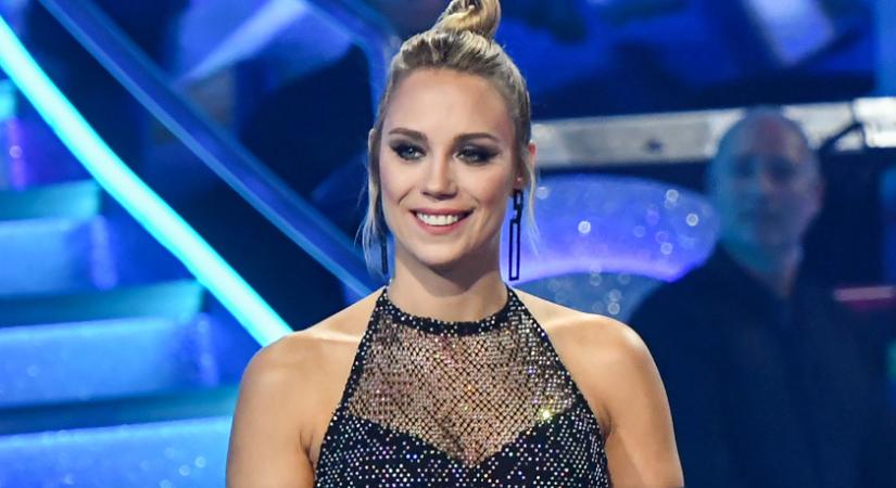 Lékai-Kiss Ramóna átlátszó ruhába bújt: Kasza Tibi megjegyzést is tett rá a Dancing with the Starsban