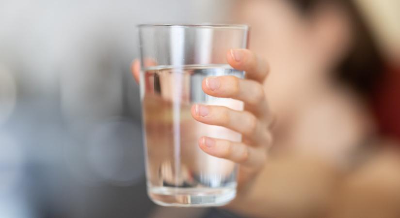 Az Emmi és az OGYÉI kihívása: 30 napig csak vizet lehet inni