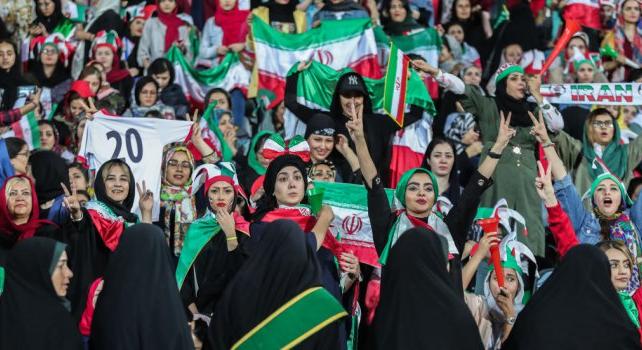 Iránban két év után nézhetnek válogatott meccset nők