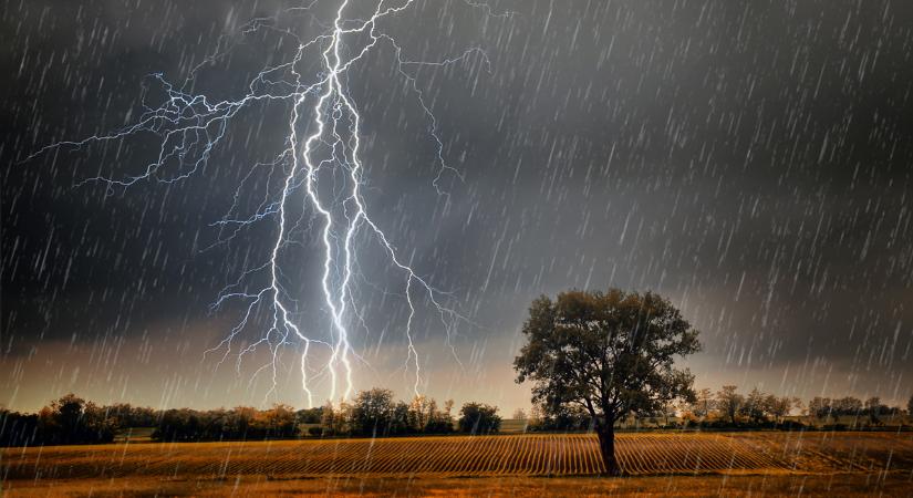 Óriási mennyiségű eső zúdulhat Nyugat-Magyarországra