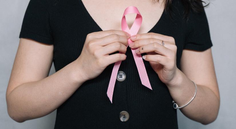 Október a mellrák elleni küzdelem hónapja: ezekben a kórházakban tartanak nyílt napot a betegségről