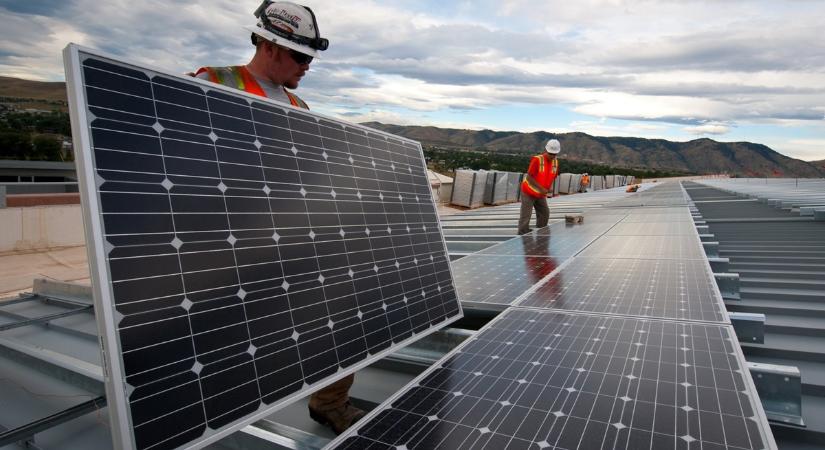 Amerikában a járvány sem tudta megakadályozni, hogy 2020-ban rekord forgalmat érjen el a napenergia-ágazat