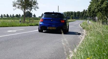 Mennyire gyors az 500 lóerős BMW M135i xDrive? - VIDEÓ