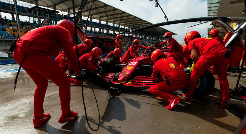 F1: Okos húzással babrált ki a Ferrari a McLarenen