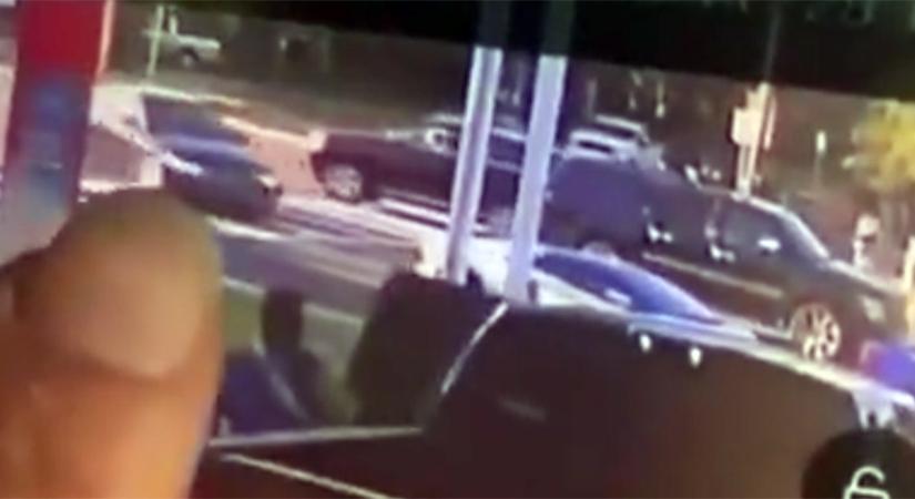 Hátulról letarolt egy Lamborghinit a nő, aztán kiszállt, és megtörtént az elképzelhetetlen - videó