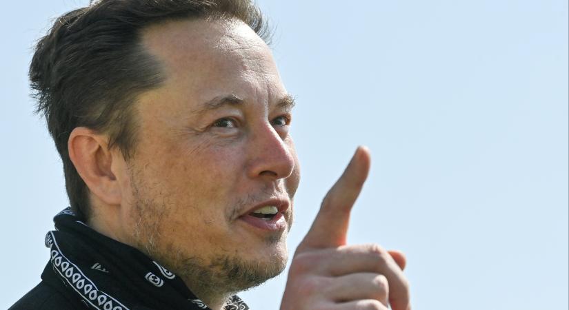 Elon Musk kommentben emlékeztette Bezost arra, hogy ki a világ leggazdagabb embere