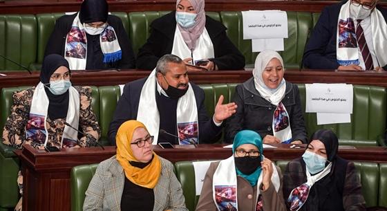 Most először bíztak meg női politikust kormányalakítással Tunéziában