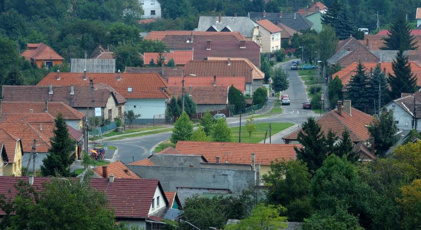 Gigaberuházás kezdődik Tokaj-Zemplén térségben: milliárdokat költenek burkolatfelújításra
