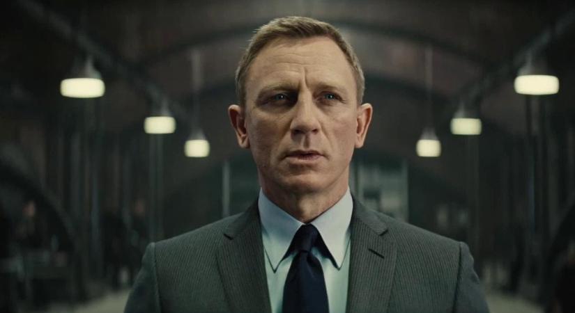 Daniel Craig évek óta csak melegbárokba jár, azt is elárulta, miért