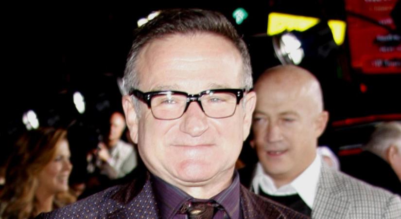 Zavarba ejtő a hasonlóság: ez az ifjú színésztitán az új Robin Williams