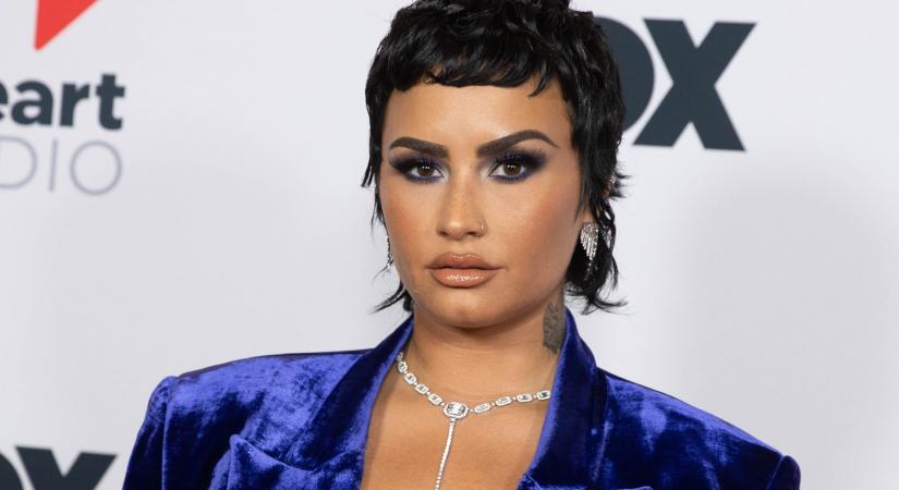 Demi Lovato amerikai énekes kiáll a földönkívüliek jogaiért