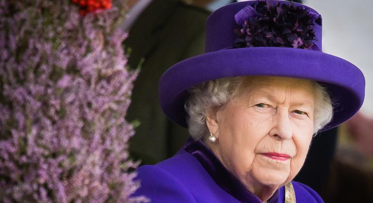 Beszólt II. Erzsébet, „irritálják” a világ vezetői