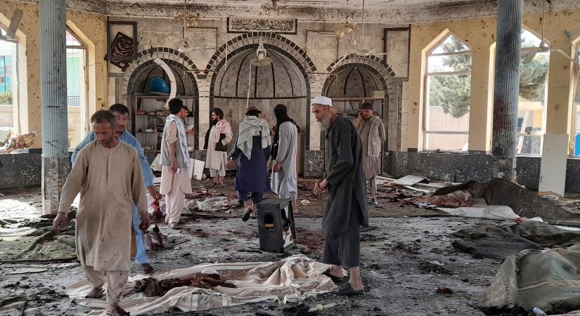 Pokolgép robbant egy dél-afganisztáni mecsetben, többen meghaltak