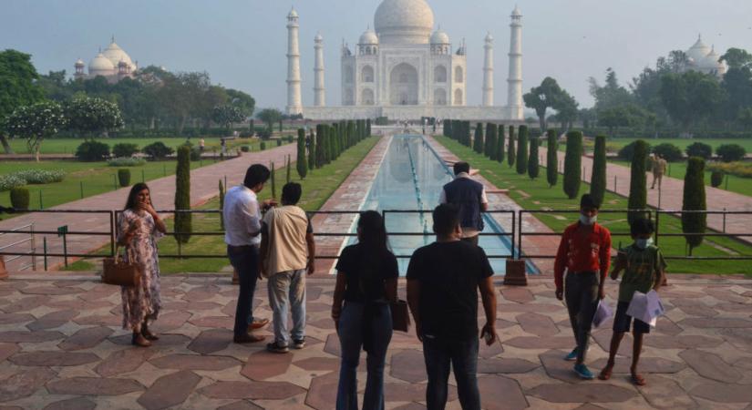 India több mint egy év után ismét megnyitotta határait a turisták előtt