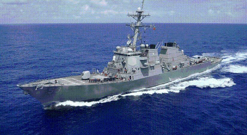 Orosz védelmi tárca: amerikai romboló határsértését akadályozta meg egy orosz hadihajó a Japán-tengeren