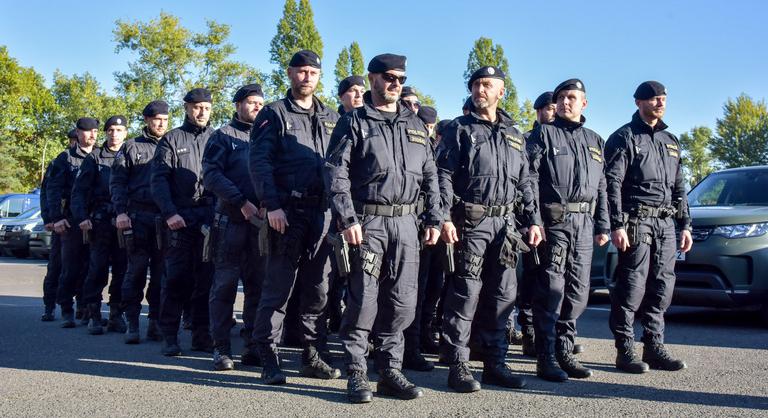 Ötven cseh rendőr segíti Magyarország déli határvédelmét