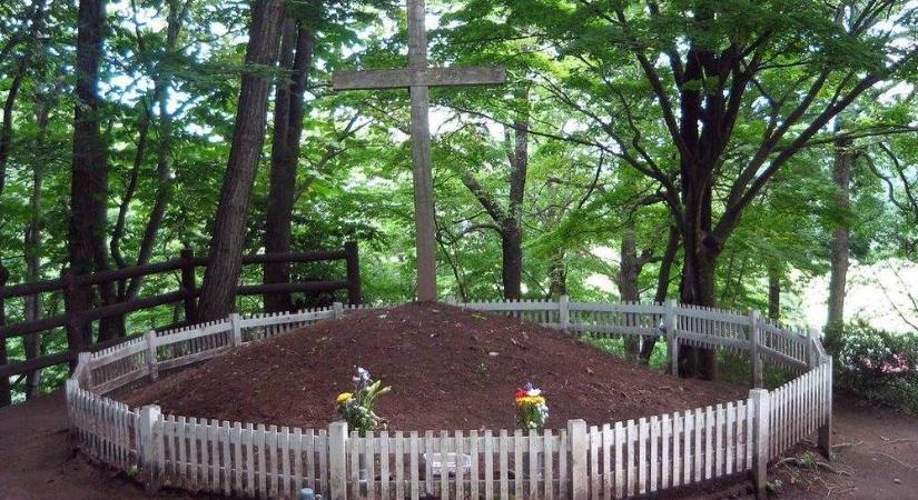 Japánban van egy sír, ami a helyiek szerint Jézus testét rejti