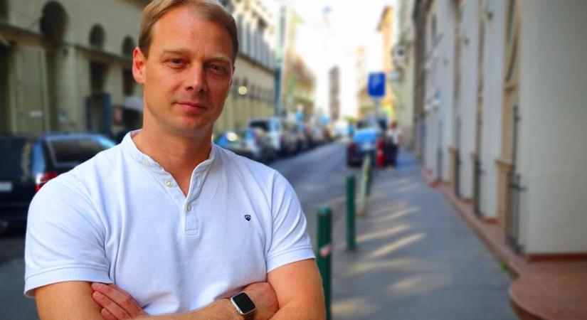 „Nekünk a budapestiek az elsők” – mondja Faix Csaba a Budapest Brand Zrt. vezérigazgatója, aki még azt is elárulta, mennyibe fog idén kerülni a forraltbor a karácsonyi vásárban