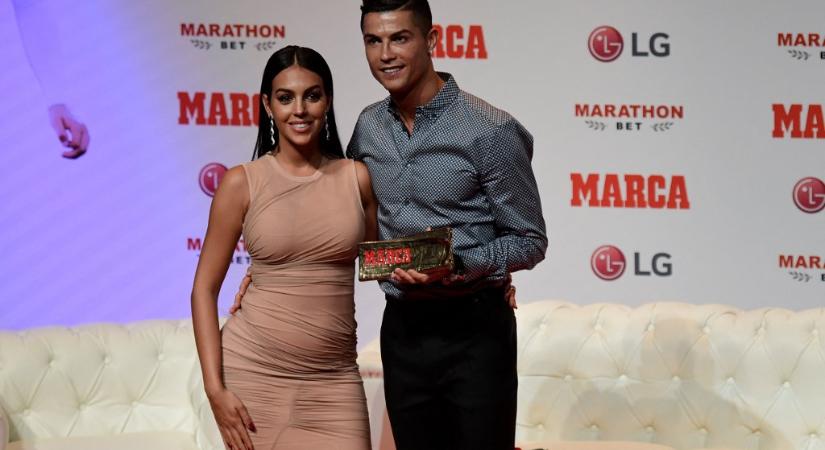 Cristiano Ronaldo méregdrága ajándékkal kápráztatta el a szerelmét - fotó