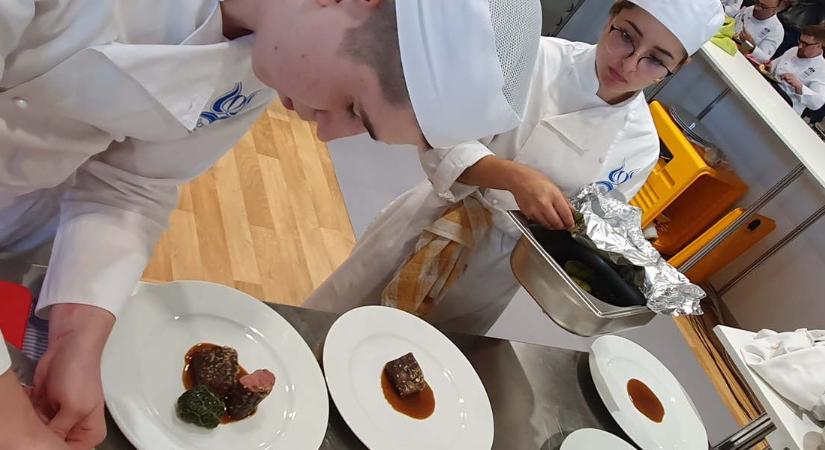 Ők lesznek a jövő balatoni vendéglátósai - Siófoki diákok nyerték a menő szakácsversenyt