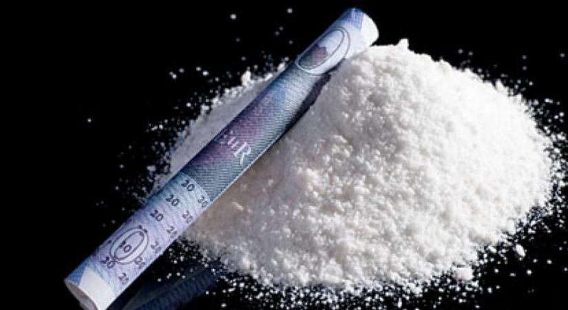 Egyre több 90 feletti ember kokainozik a briteknél, unokáiktól kapják a szert