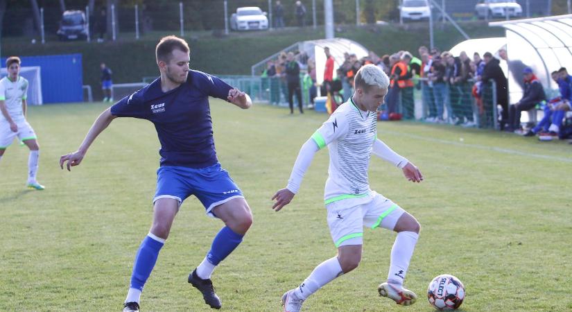 Vas megyei foci: Hét gólt szerzett a Sárvár, ötöt a Király – fotók, videó