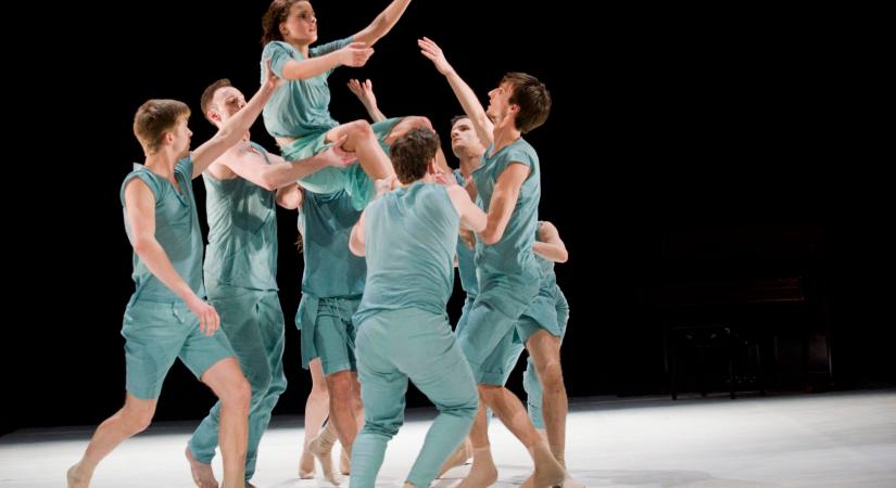 Könyv jelent meg a Pécsi Balett megalakulásának 60. évfordulójára