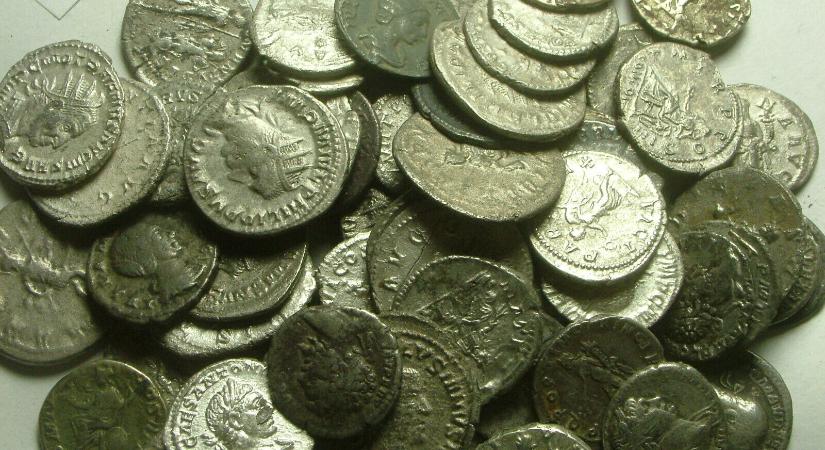 Tizenöt kilós római kori ezüstkincset találtak Augsburgban