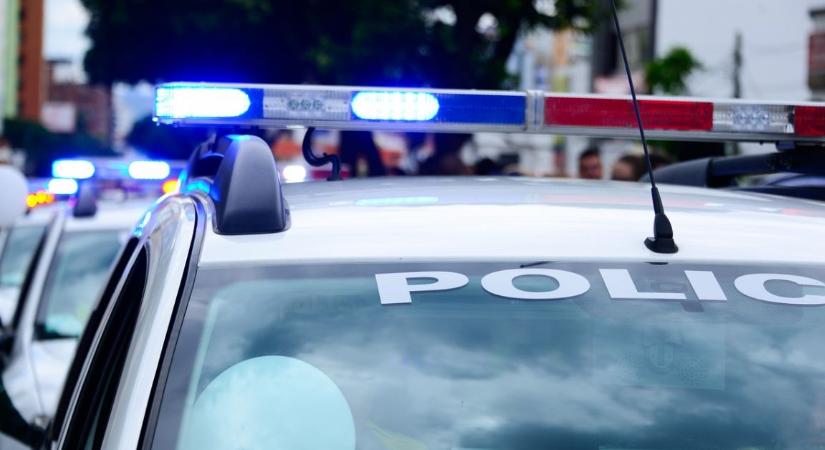 Rendőri intézkedés közben meghalt egy férfi a Baross utcában