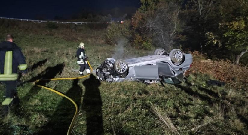 Kigyulladt egy BMW egy baleset következtében Kárpátalján