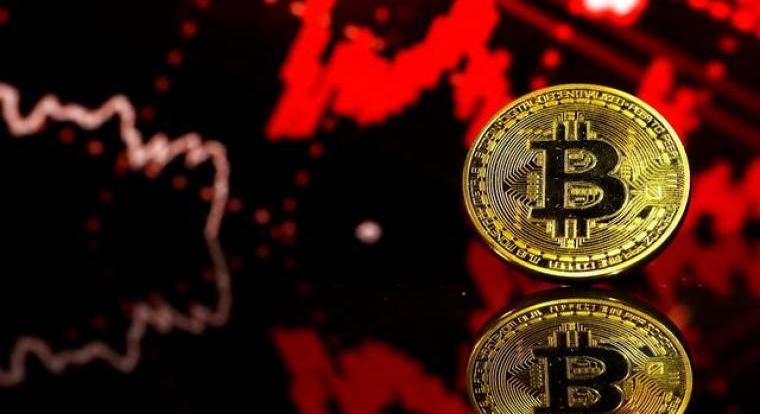 Történelmi csúcsra ért a bitcoin, sosem ért még ennyit a vezető kriptovaluta