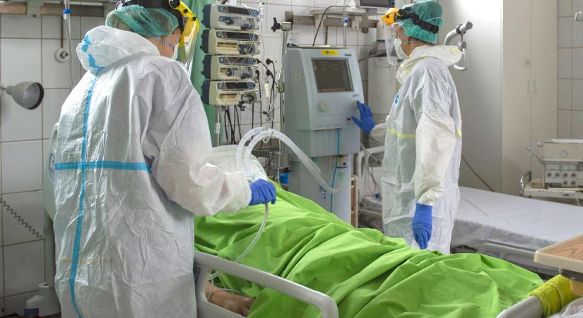 Borzalom: két koronavírusos beteg meghalt, mert elfogyott az oxigén a kórházban