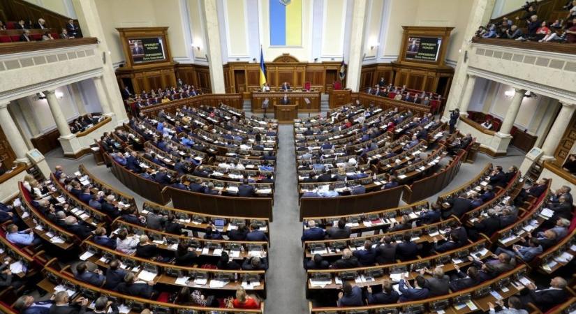 Családi vállalkozássá vált Ukrajnában a parlamenti képviselősség