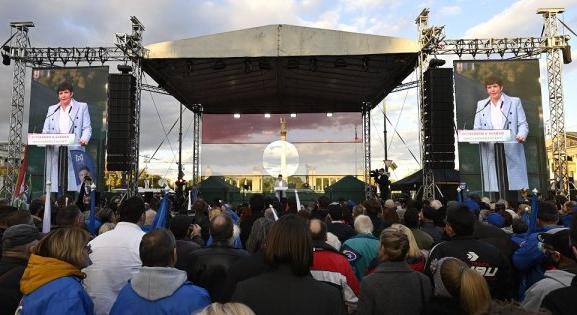 Néhány ezer ember előtt emlékezett Márki-Zay Péter és az ellenzék