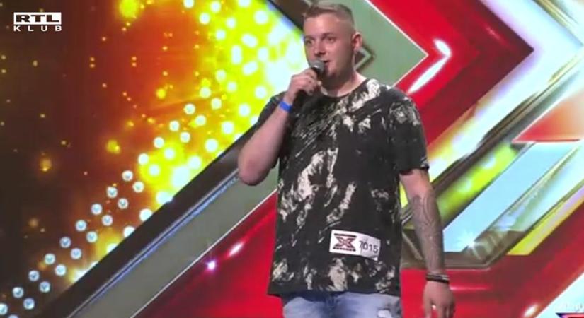 Mikrofont vágtak Gáspár Lacihoz az X-Faktorban, rátámadt a mentorra az egyik versenyző – videó
