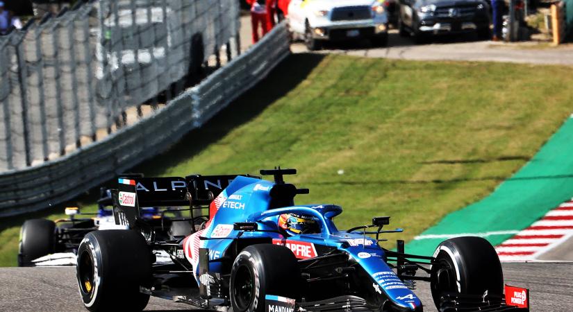 F1: Alonso megint kiakadt a stewardok miatt