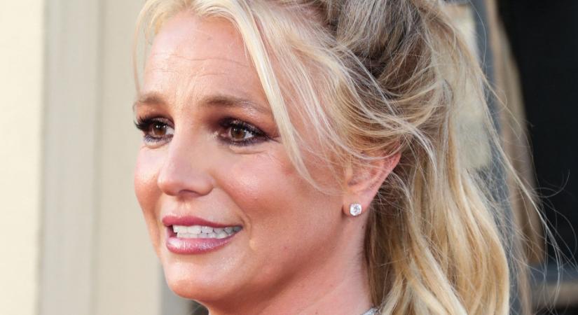 Britney Spears: Demens és őrült popsztár, vagy egy pénzéhes és kegyetlen édesapa áldozata?