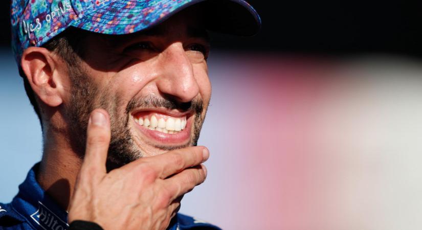 Ricciardo szívesen volt rosszfiú a Sainz elleni csatában