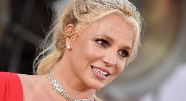 Britney Spears odarúgott a családjának