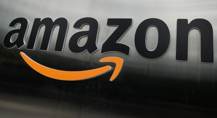 A franciák nekimentek az Amazonnak, mert túl olcsón szállítanak