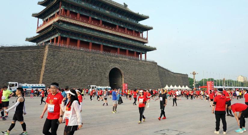 Atlétika: elhalasztották a Peking Marathont