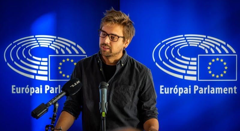 Átvette az Európai Parlament Európai Polgár díját az Freeszfe Egyesület