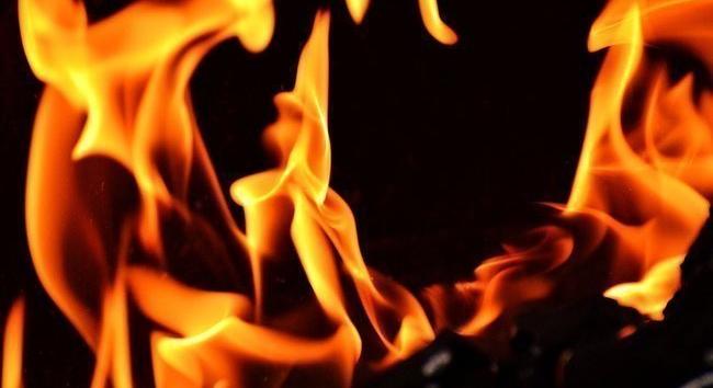 Bosszúból gyújtotta fel nagyszülei házát egy 23 éves férfi Borsodban