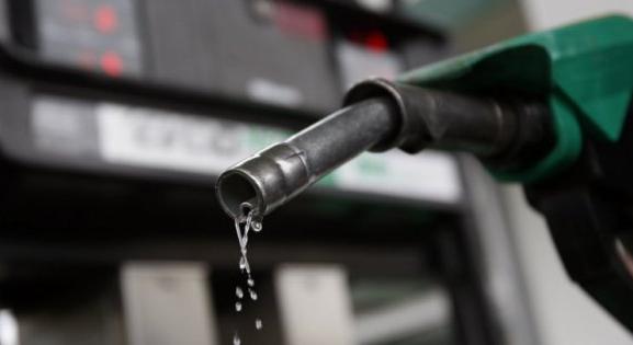 Benzinár: mégis a kormány a hibás?