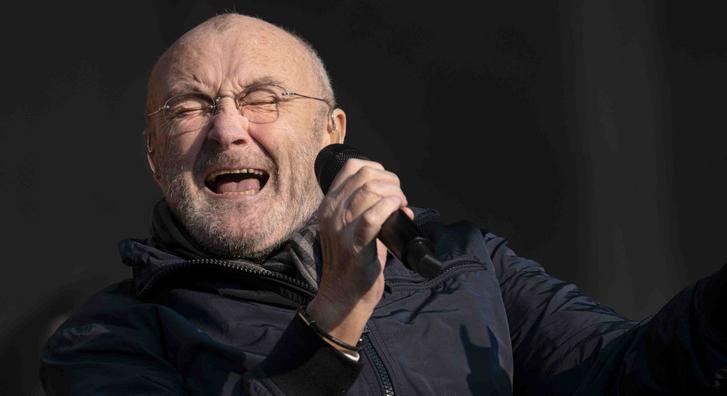Phil Collinsnak eskü alatt kell vallania arról, büdös volt-e egy évig