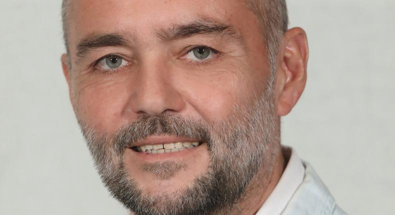 Tasnádi Csaba művészeti vezetésével megújul a Vidám Színpad