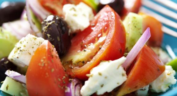 Így készül a tökéletes görög saláta