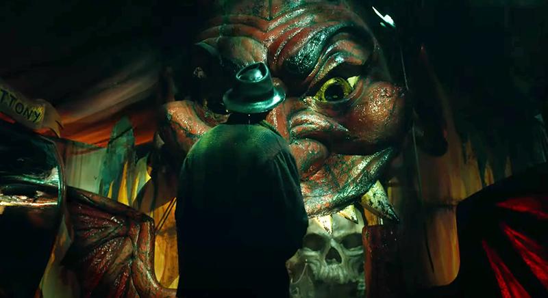 Sztárparádé az Oscar-díjas Guillermo del Toro új kosztümös horrorja