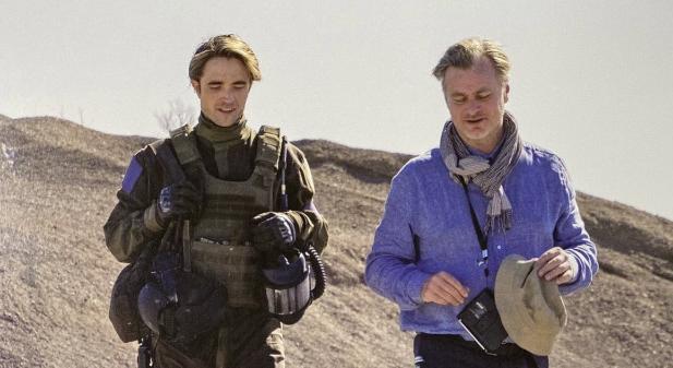 Christopher Nolan szerint Robert Pattinson rendkívüli